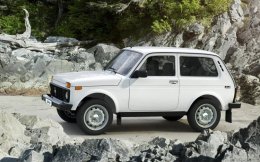 Is the Lada Niva the original crossover? That's debatable, but there's no arguing it's a crudely effective device once the pavement ends.