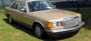 Mercedes benz 300 series